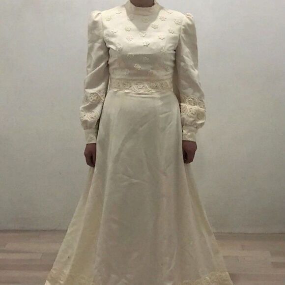 Vintage Wedding Dress Size Medium Edwardian Style White - Picture 1 of 7